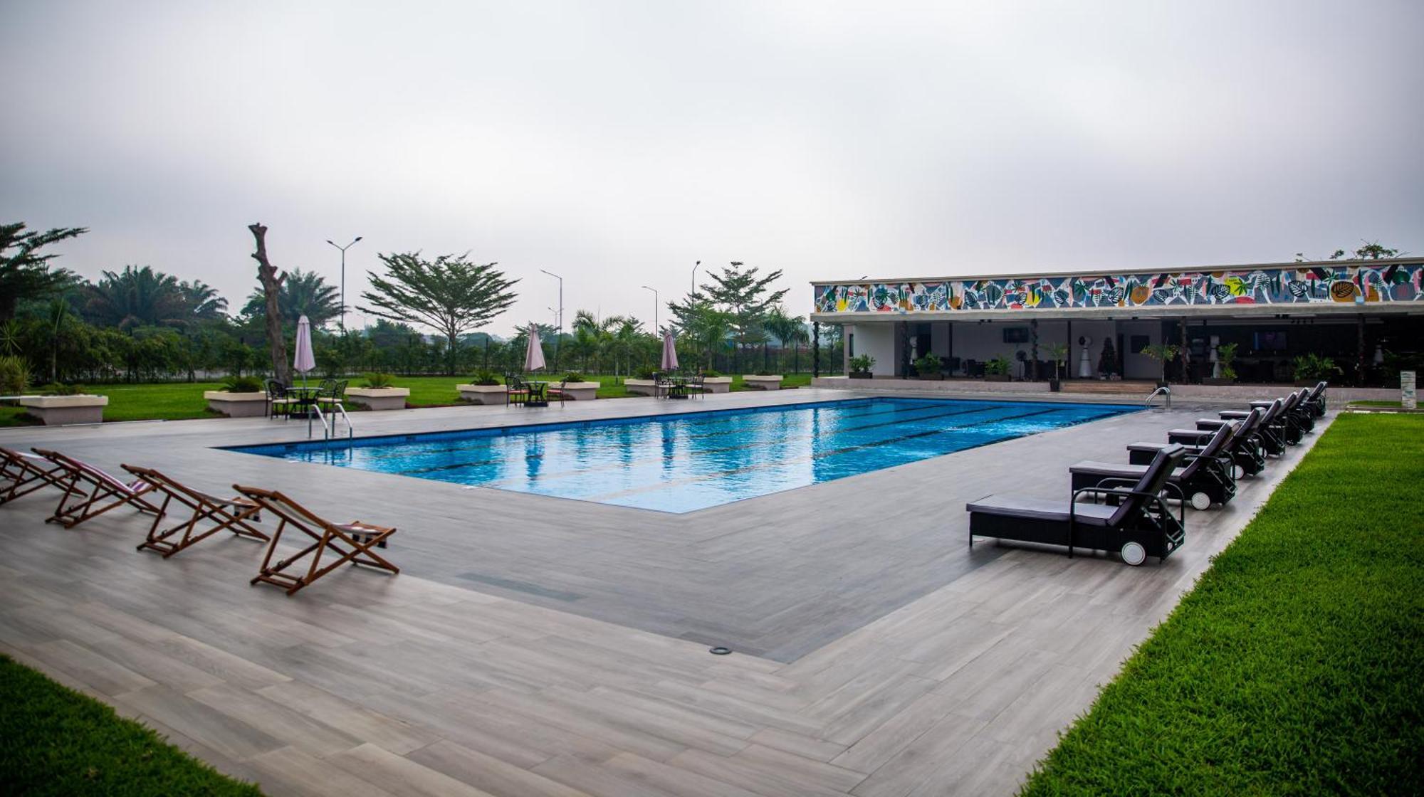 Lakowe Lakes Hotel, Golf And Country Estate By Newmark Lagos Eksteriør bilde