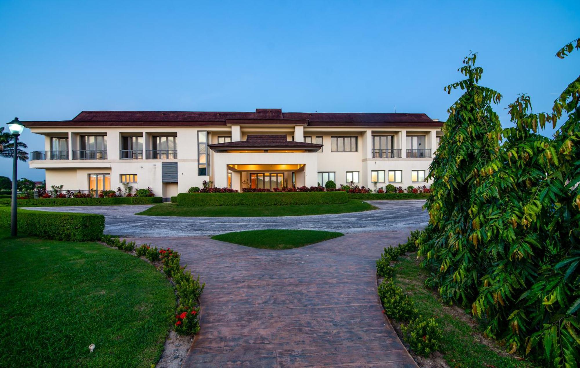 Lakowe Lakes Hotel, Golf And Country Estate By Newmark Lagos Eksteriør bilde