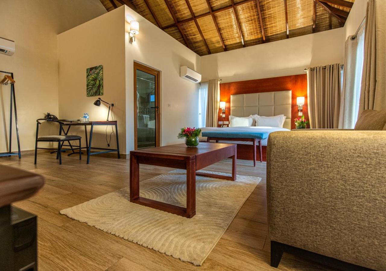 Lakowe Lakes Hotel, Golf And Country Estate By Newmark Lagos Eksteriør bilde